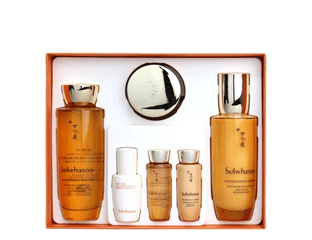 Sulwhasoo Concentrated Ginseng Renewing SET Омолаживающий набор на основе женьшеня.