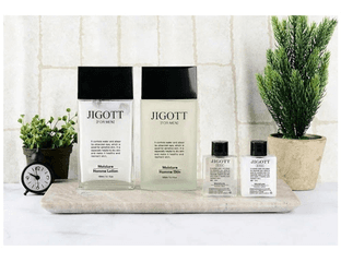 Мужской уходовый набор (увлажняющие средства для лица) Jigott Moisture Skin Care 2 set