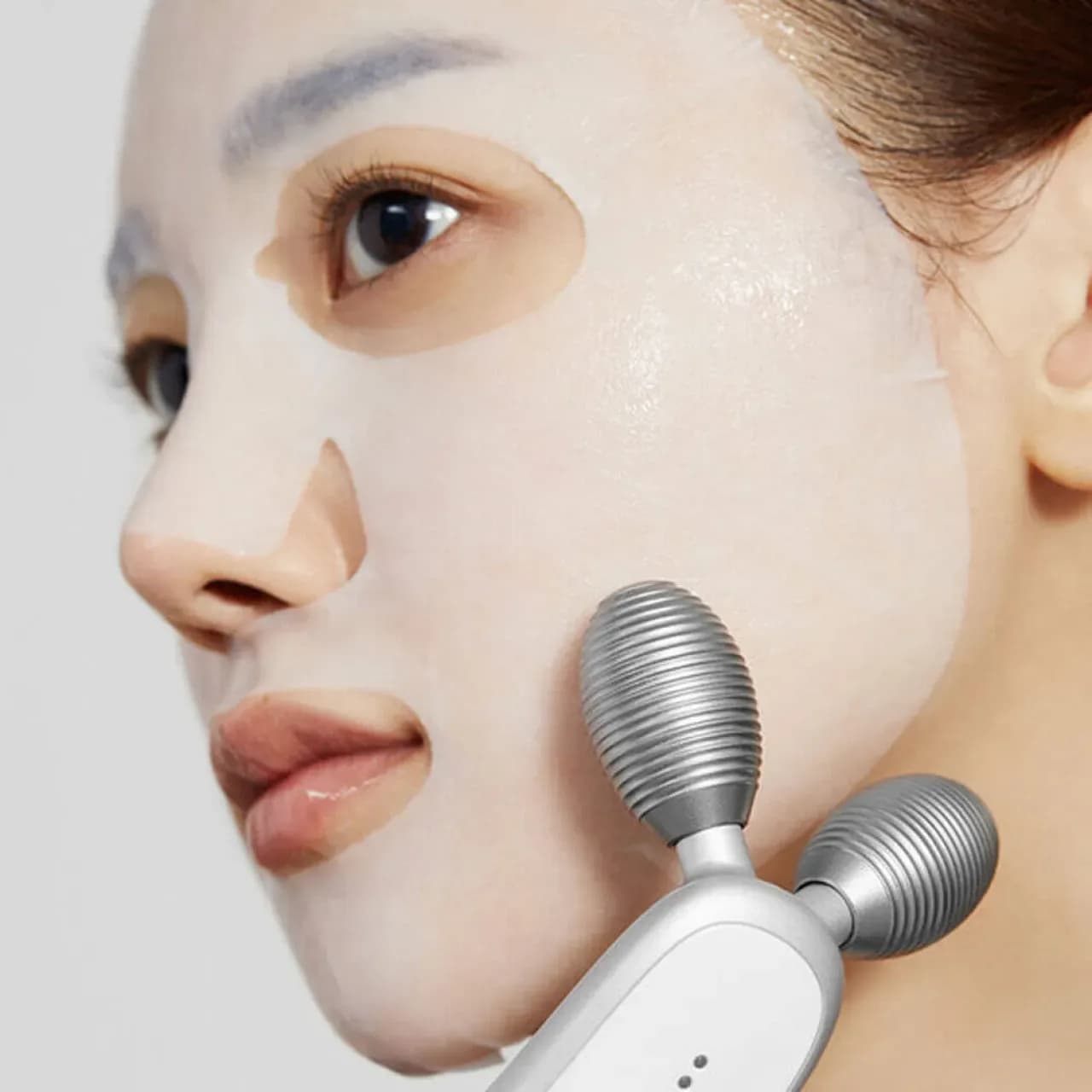 Омолаживающая тканевая маска с пептидами для сияния кожи Medicube Deep Peptide Radiance Mask — миниатюра 3