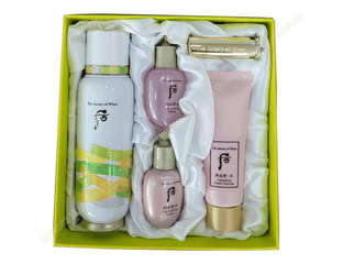 The history of Whoo Bichup First Moisture Anti-Aging Essence Special Set Антивозрастная эссенция (130мл)+ мини-версии
