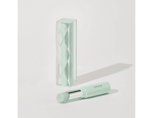 Успокаивающий липосомальный бальзам для губ с центеллой YNM Fresh Green Lip Balm