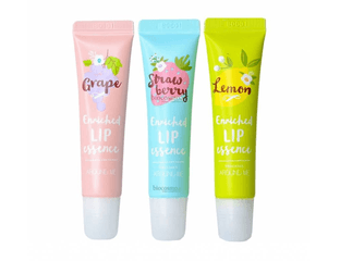 Бальзам для губ с ароматом винограда, лимона и клубники Around Me Enriched Lip Essence (9 г)