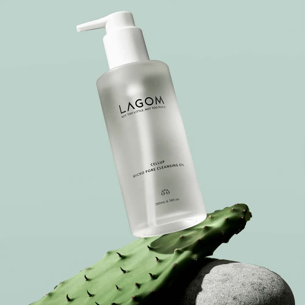 Мягкое гидрофильное масло с микромицеллами Lagom Cellup Micro Cleansing Oil