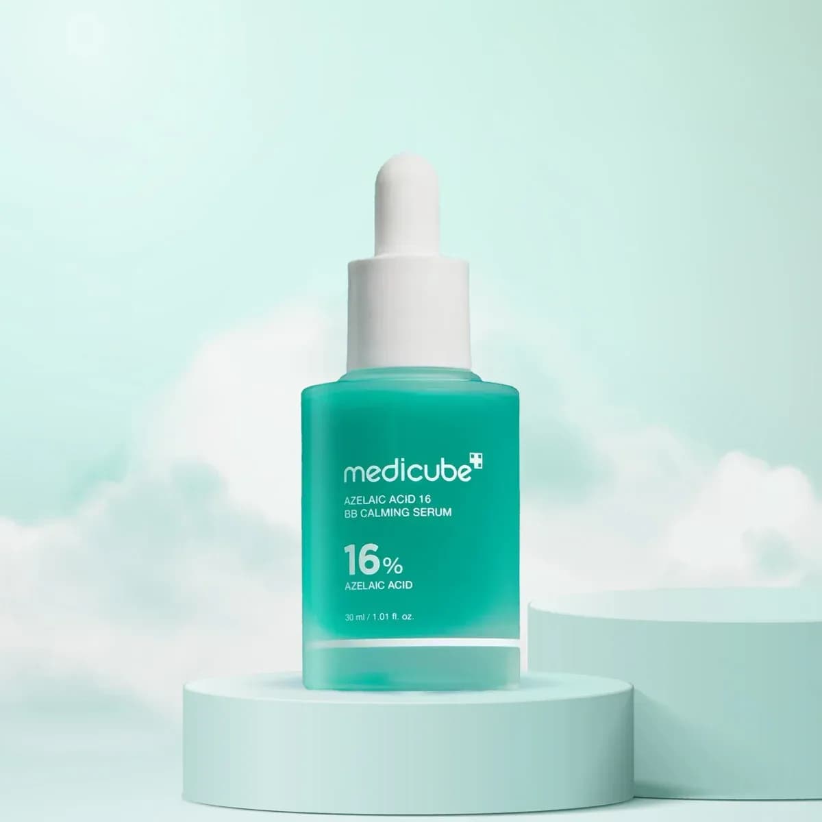 Высококонцентрированная успокаивающая сыворотка с 16% азелаиновой кислоты Medicube Azelaic Acid 16 BB Calming Serum